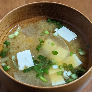 大根とうふ小ねぎのお味噌汁